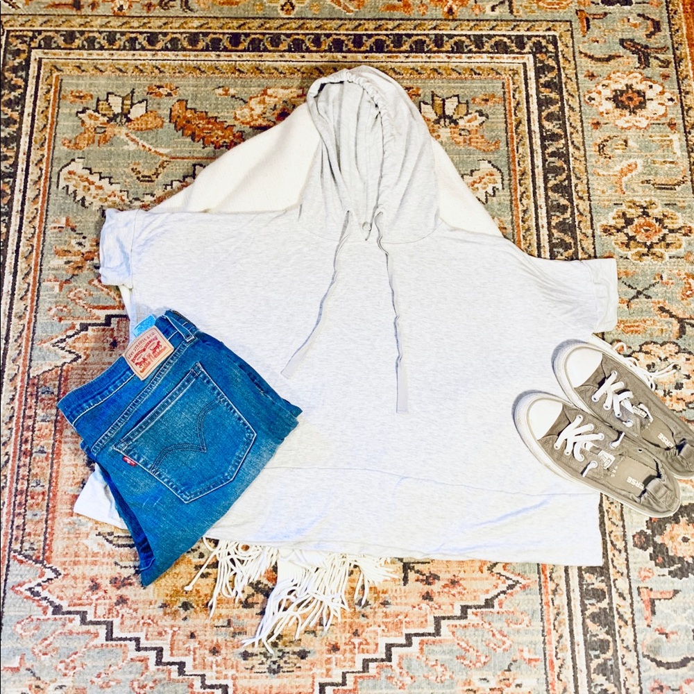 Lou and Grey hoodie sweater poncho